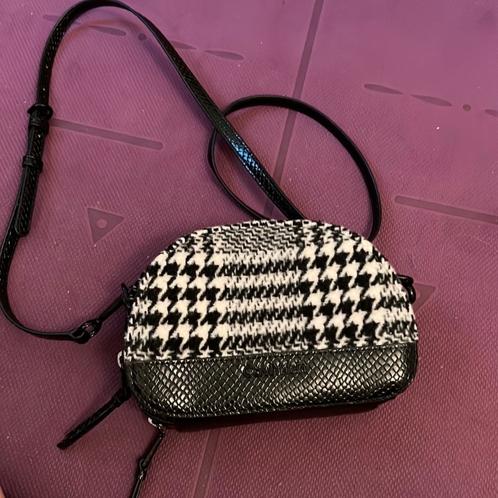 Houndstooth fluffy Calvin Klein cross body double pocket bag